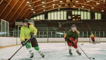 Женский хоккей 2025/26 — турниры, сборные и расписание игр Женский хоккей 2025/26 — турниры, сборные и расписание игр