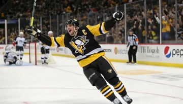 Как Сидни Кросби побил рекорд Питтсбург Пингвинз и вошёл в историю NHL Как Сидни Кросби побил рекорд Питтсбург Пингвинз и вошёл в историю NHL